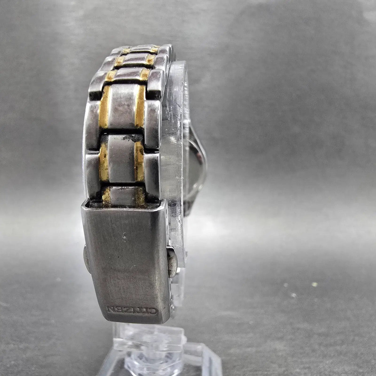 Citizen Eco-Drive Watch Women 26mm White Dial Two Tone Daydate E001-S053480 RunR8