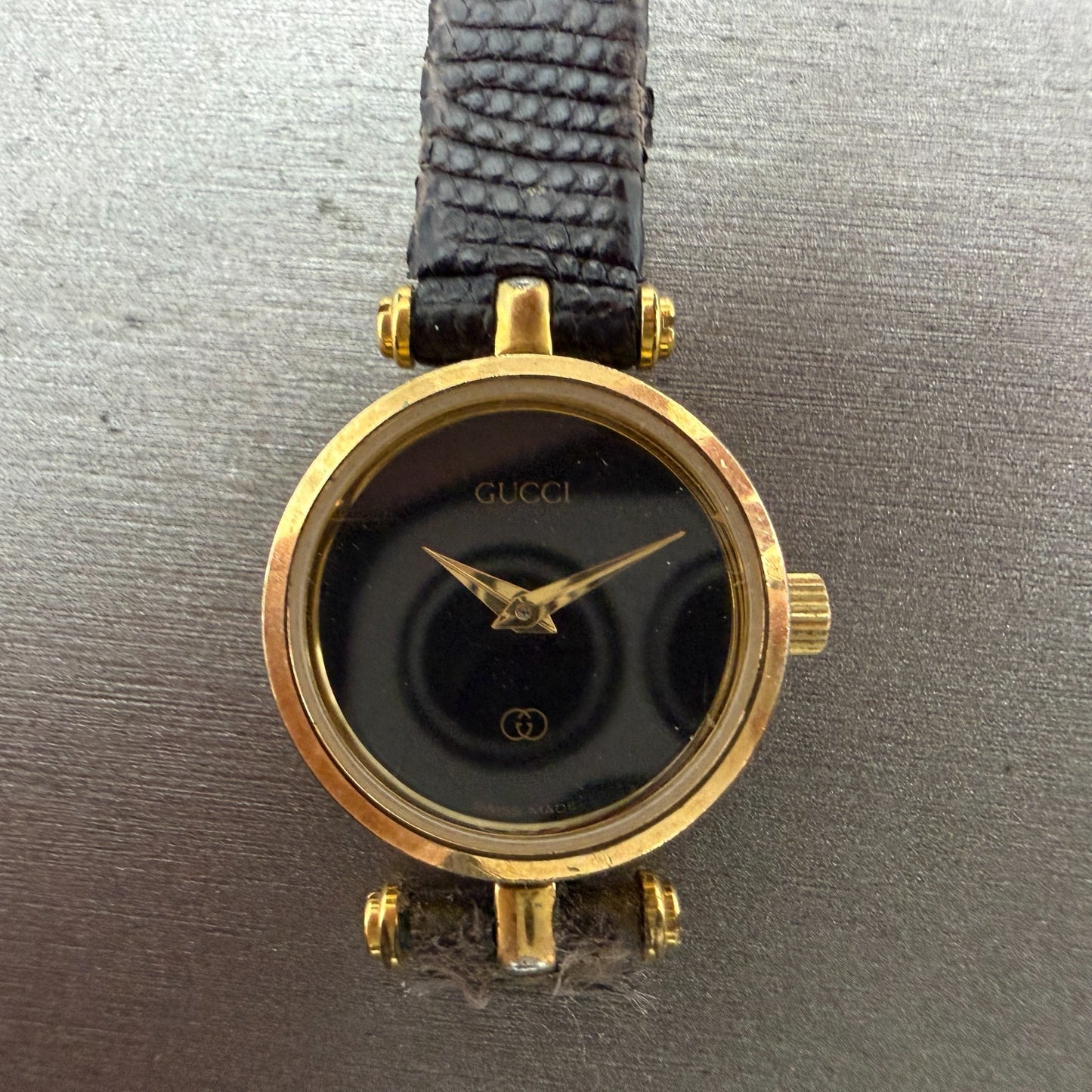 Gucci 2000L Watch Women 22mm Black Dial Gold Plated Round New Battery VTG READ!!1