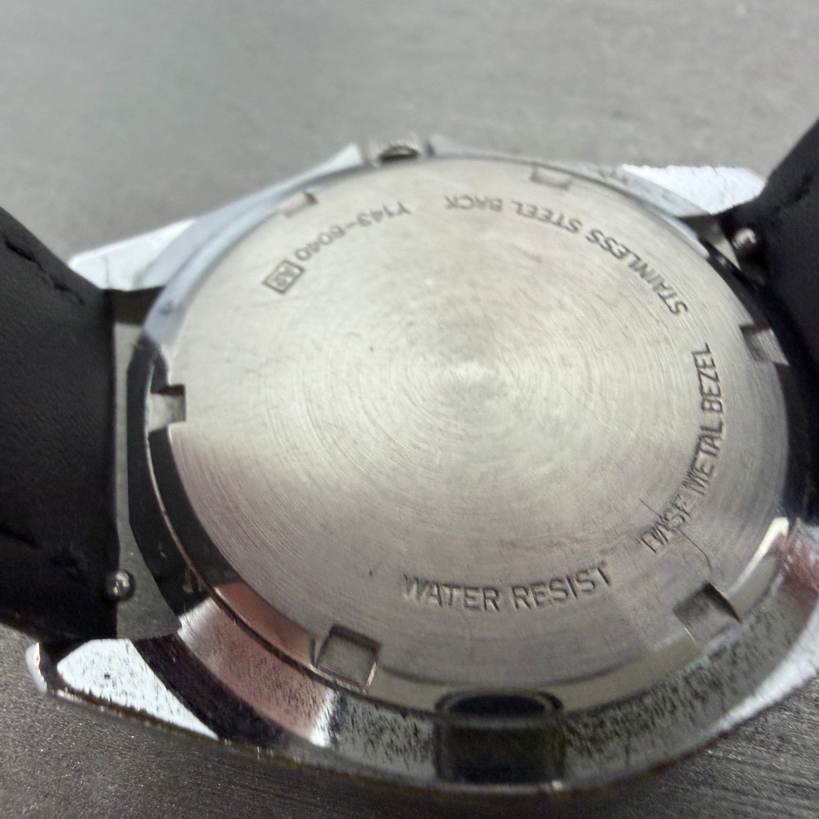 Seiko Lorus Watch Men 37mm Black Dial Silver Tone Daydate Y143-8040 New Battery9