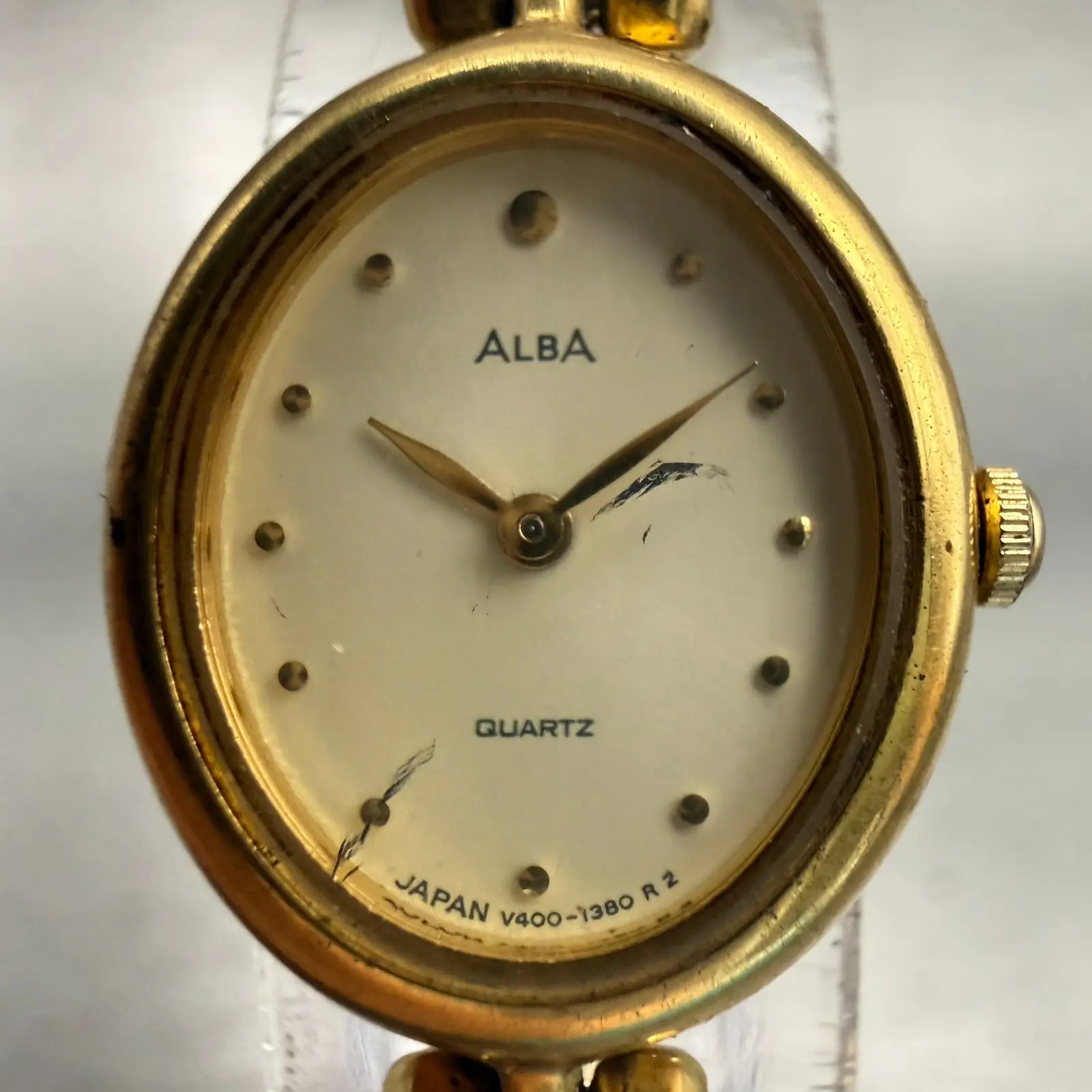 Seiko Alba Watch Women 18mm Cream Dial Gold Tone Oval V400-5150 New Battery VTG1