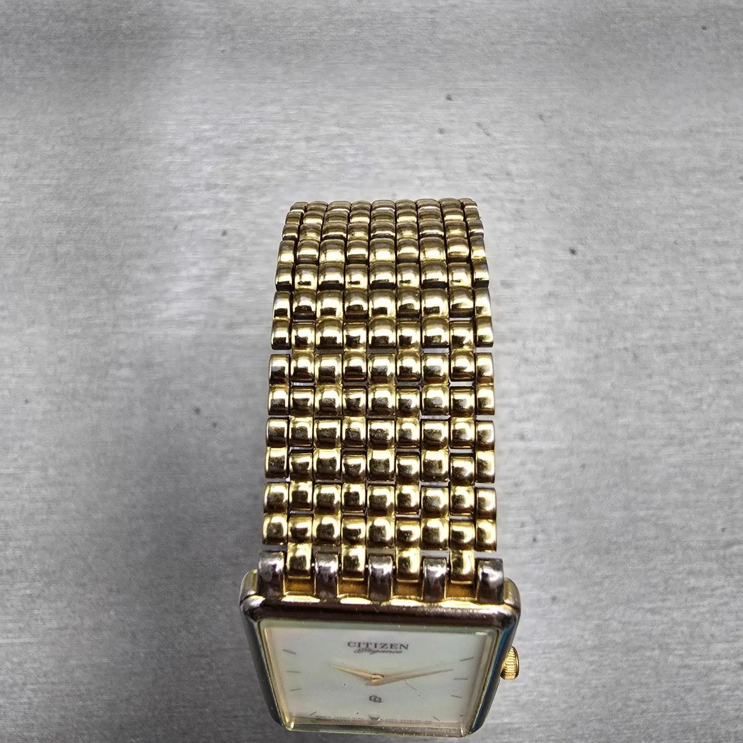 Citizen Elegance Watch Men 22mm MOP Dial Gold Tone 2200-S12843 New Battery VTG4