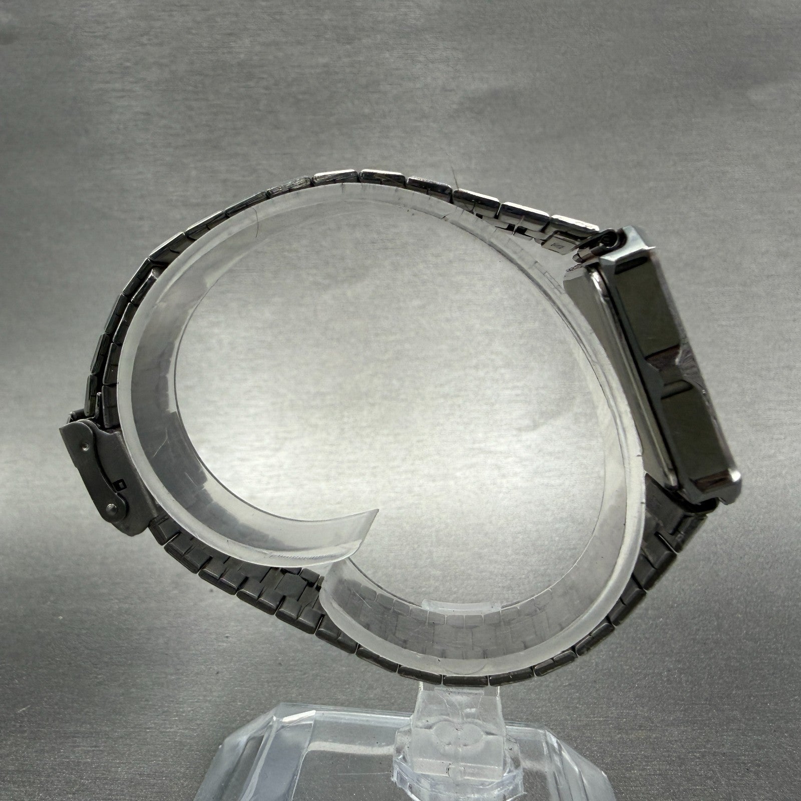 Citizen CQ Watch Women 28mm Black Dial Gray Tone Rectangle 3630 New Battery8