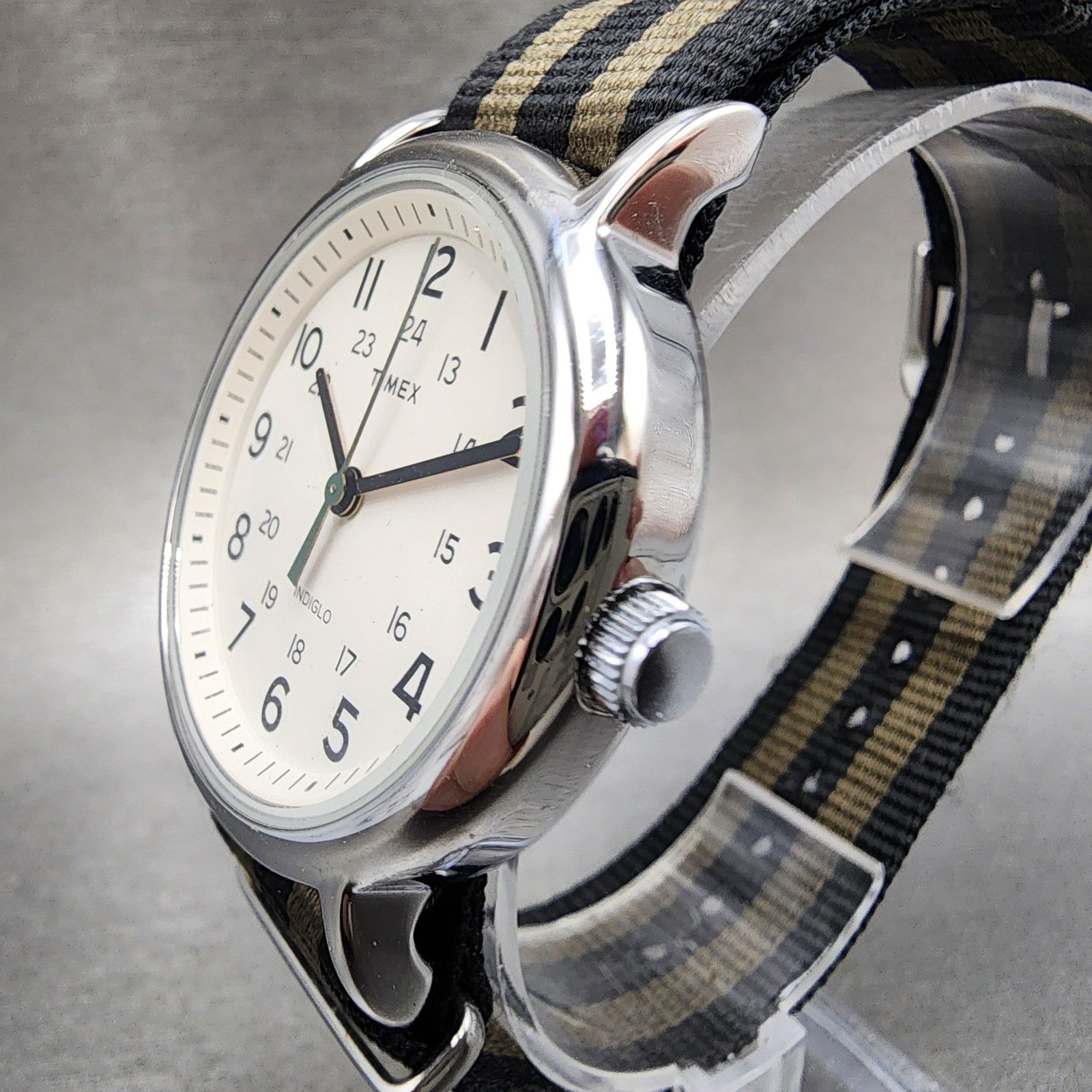 Timex Weekender Watch Men 38mm Cream Dial Silver Tone Indiglo New Battery2