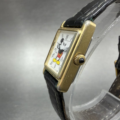 Lorus Mickey Mouse Tank Watch Women 17mm White Dial Gold Tone Rectangle New batt2