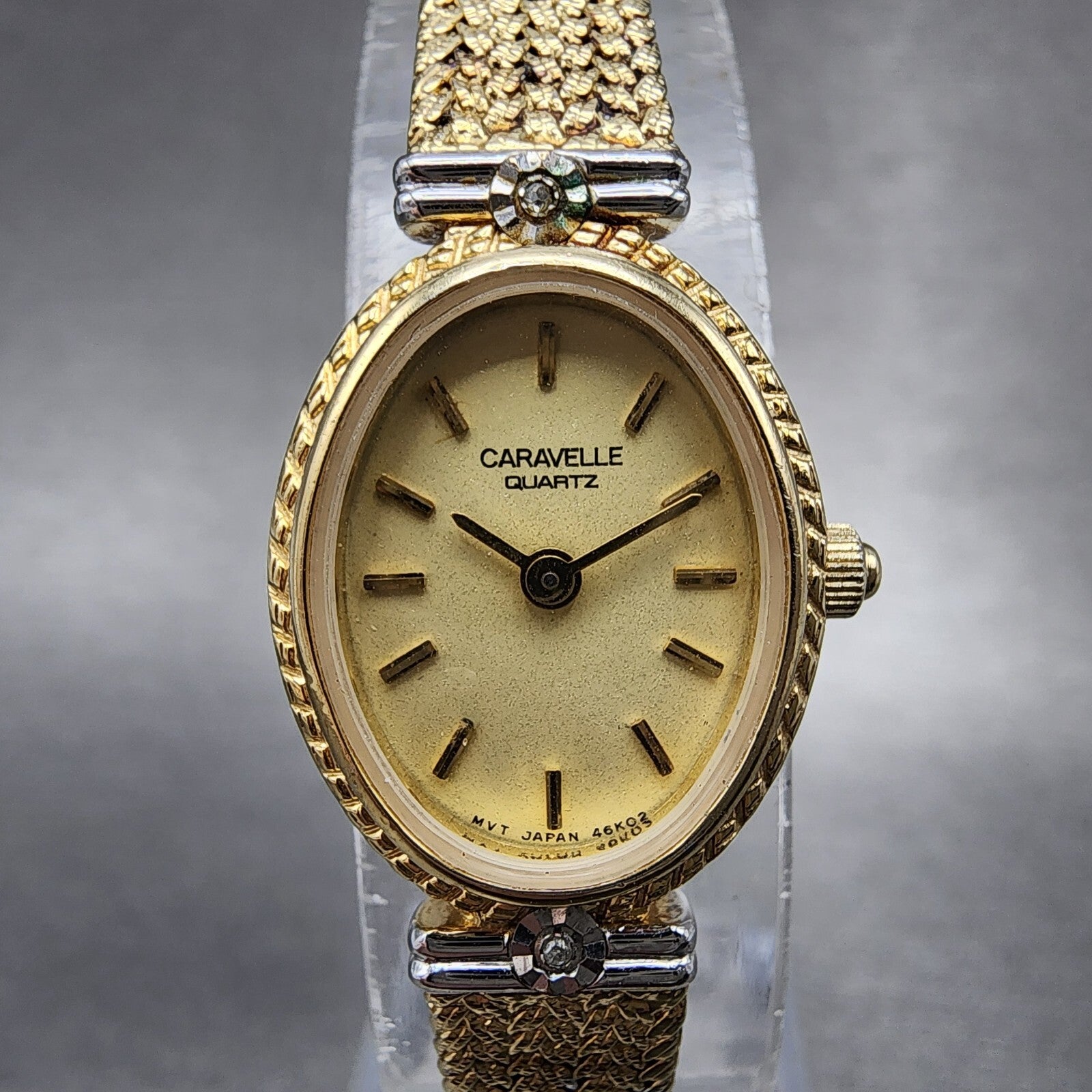 Bulova Caravelle Watch Women 17mm Cream Dial Gold Tone Mesh Band 46K02 New Batt1