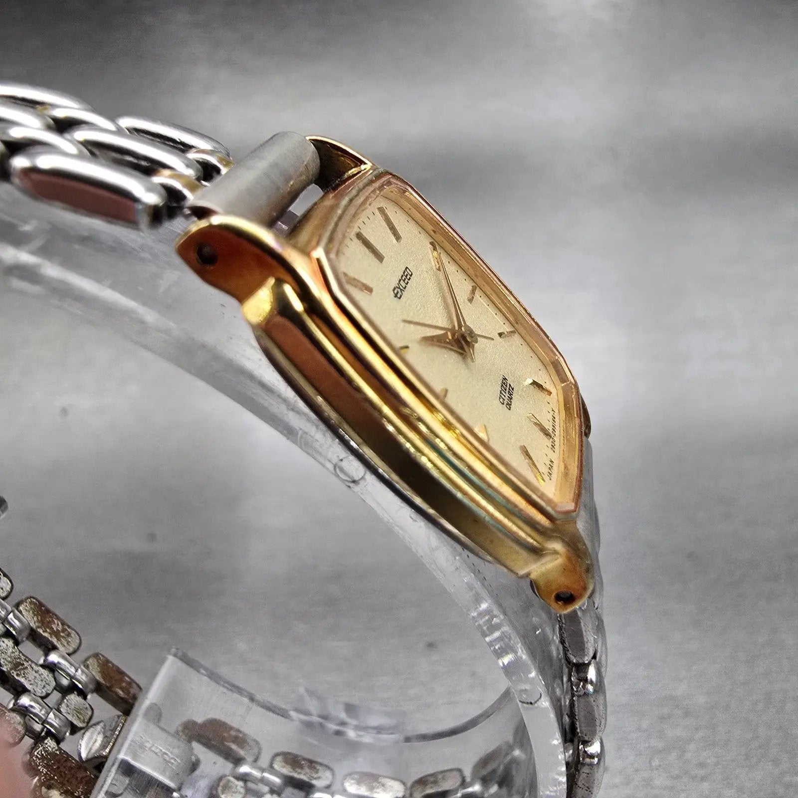 Citizen Exceed Watch Women 19mm Champagne Dial Gold Tone 2930-295609 New Battery3
