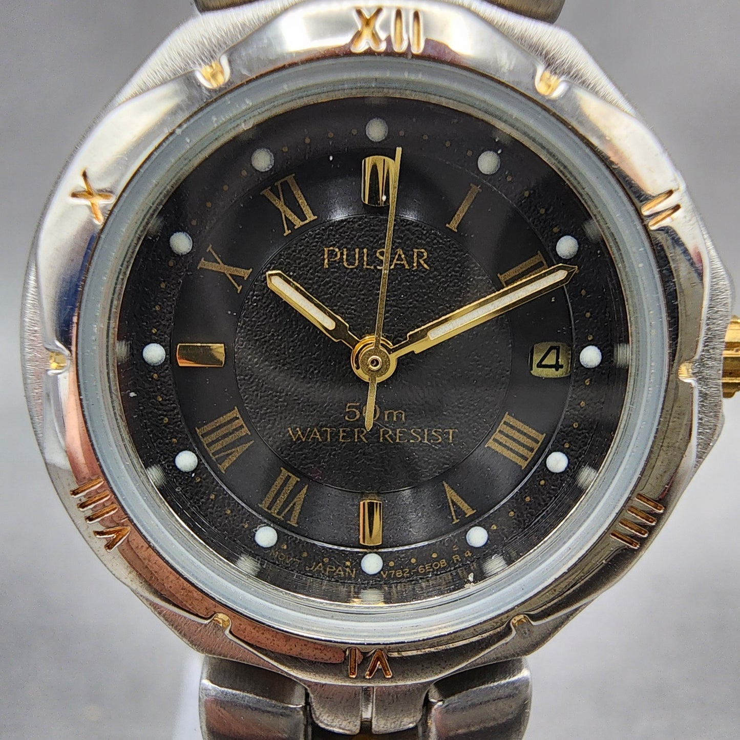 Seiko Pulsar Watch Women 27mm Black Dial Two Tone Date V7826B80 New Battery1