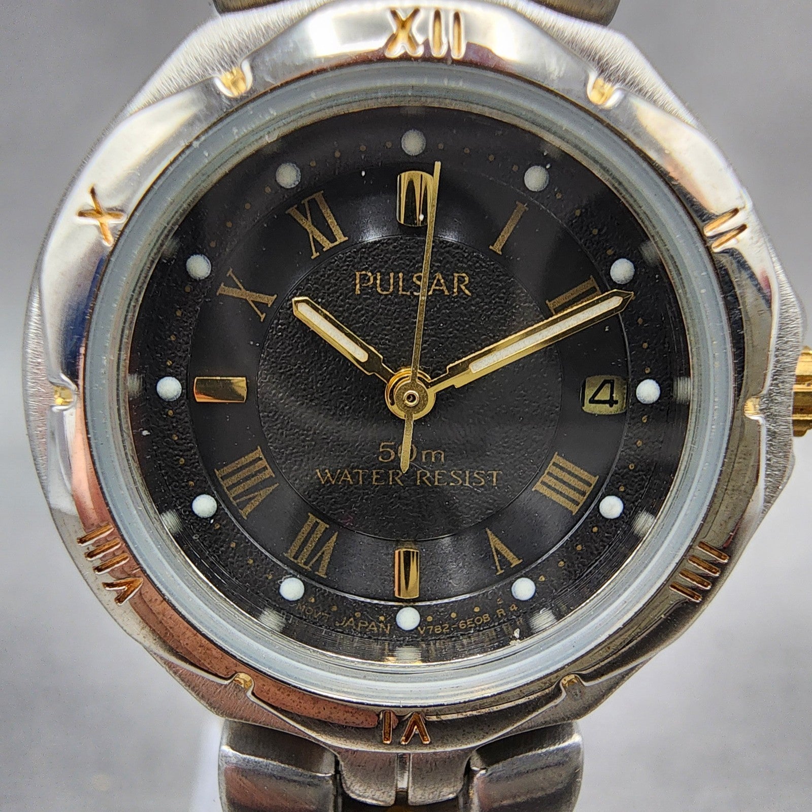Seiko Pulsar Watch Women 27mm Black Dial Two Tone Date V7826B80 New Battery1