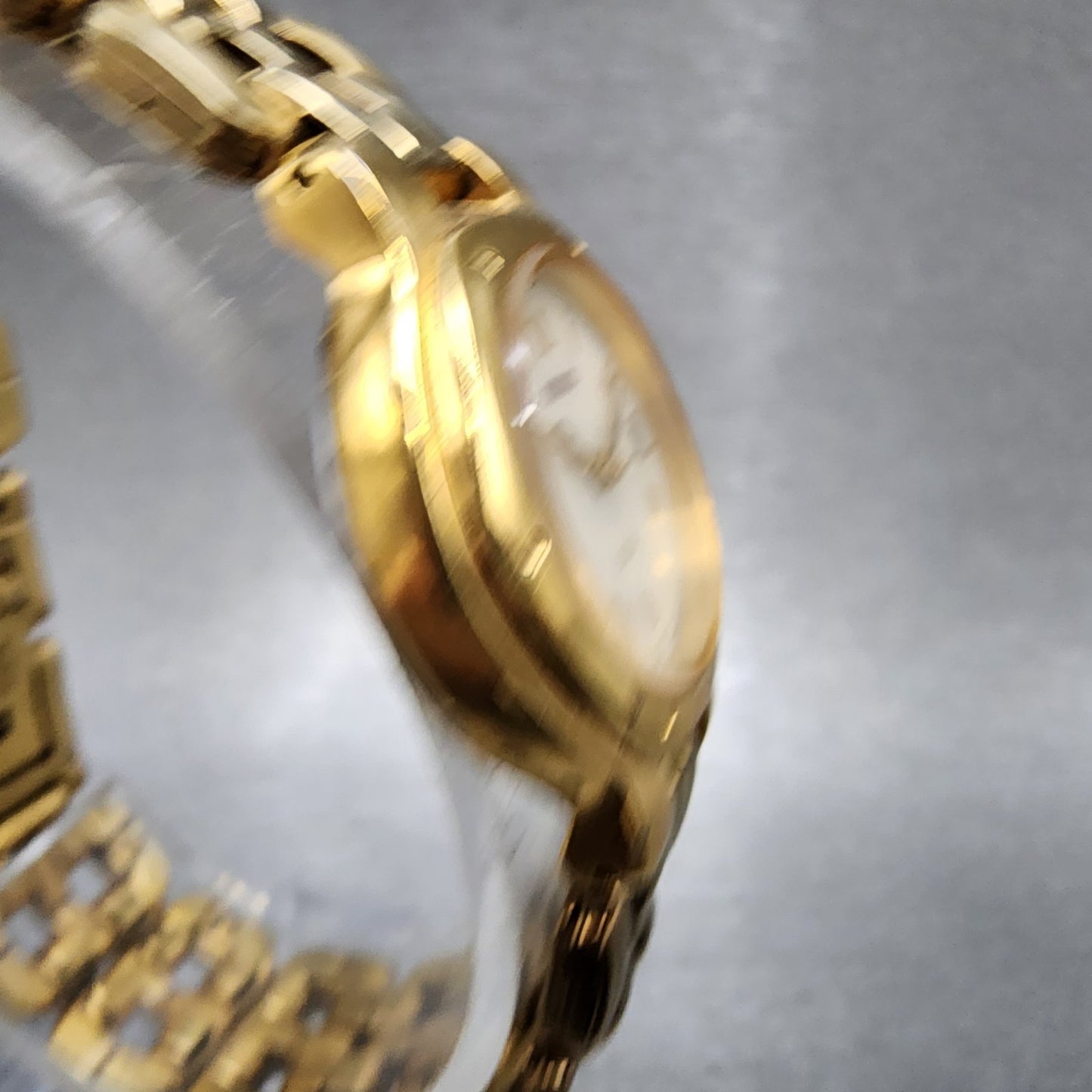 Seiko SQ 50 Watch Women 25mm White Dial Gold Tone Date Round 7N826C53 New Batt3