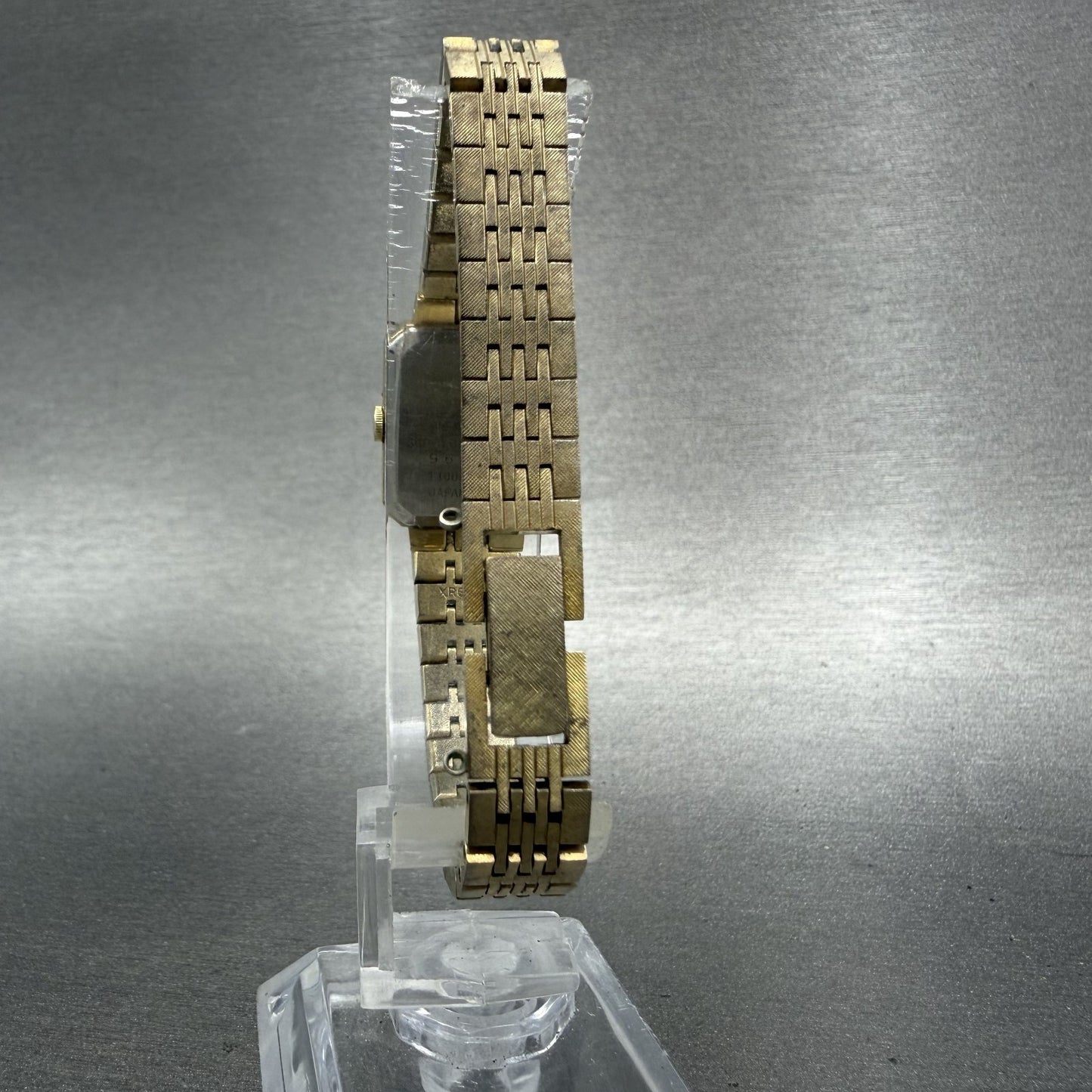 Seiko Tank Watch Women 17mm Champagne Dial Gold Tone 14005540 New Battery7