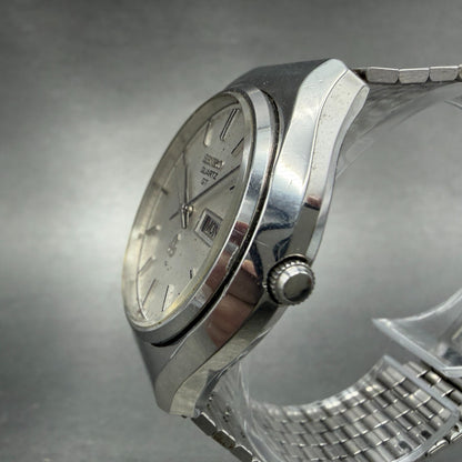 Seiko QT Watch Men 37mm Silver Dial Silver Tone Daydate Round 0823-8010 PARTS3
