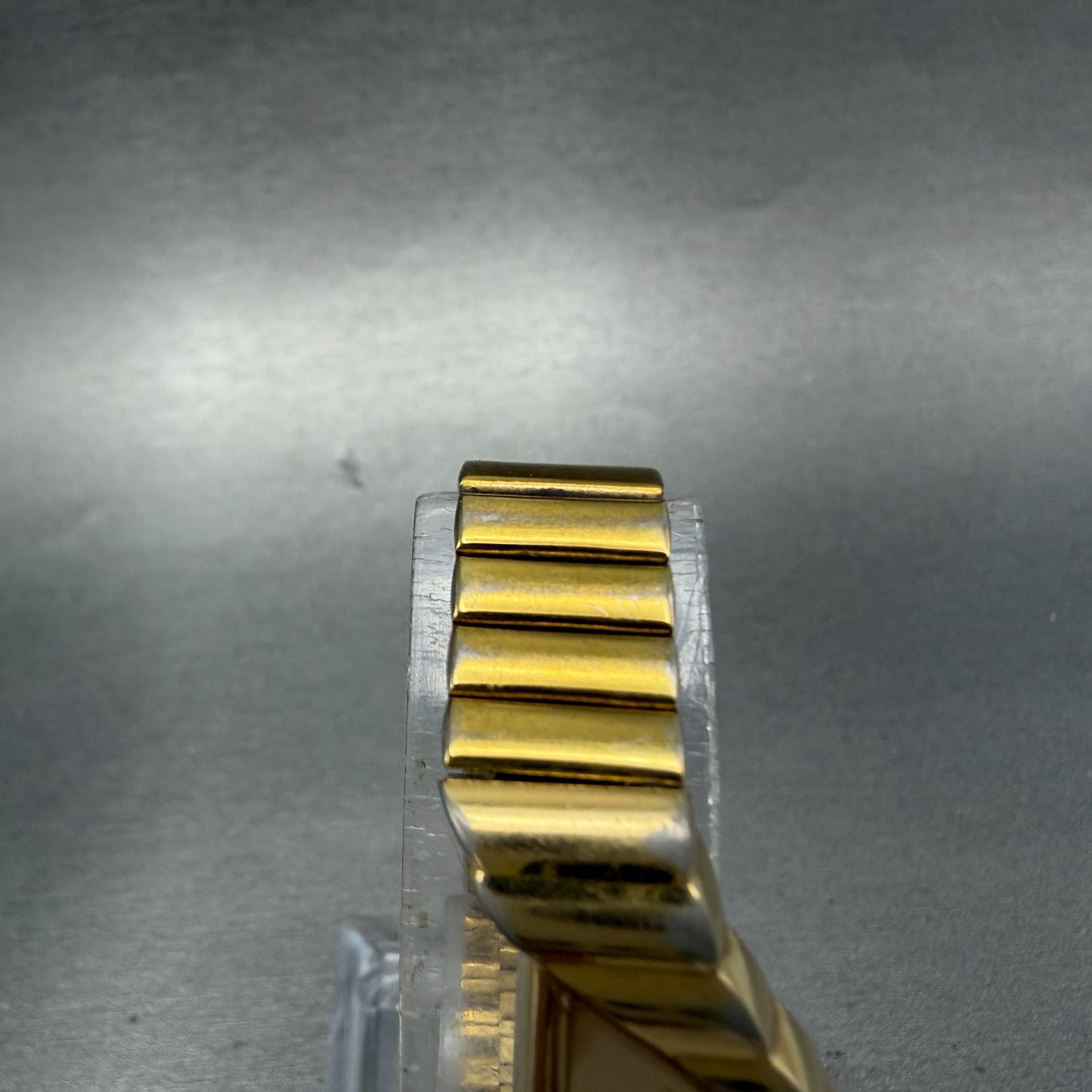 Seiko Halfmoon Watch Women 14mm Gold Dial Gold Tone Asymmetrical New Battery BV54