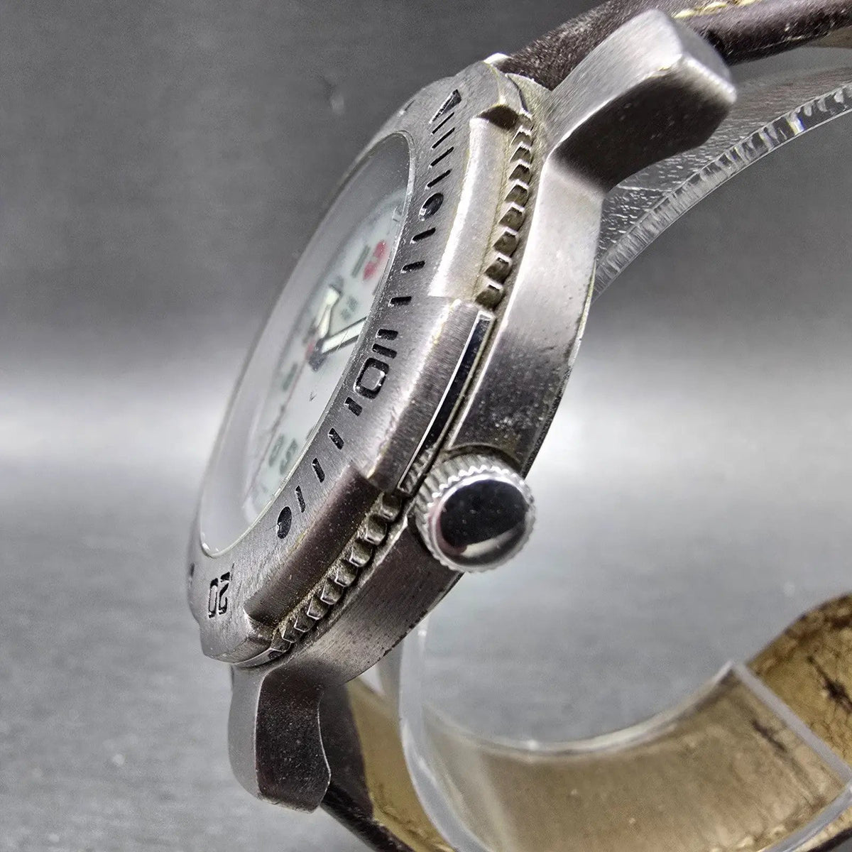 Victorinox Swiss Army Sportline Watch Men 40mm Gray Dial Silver Date PARTS DAS3