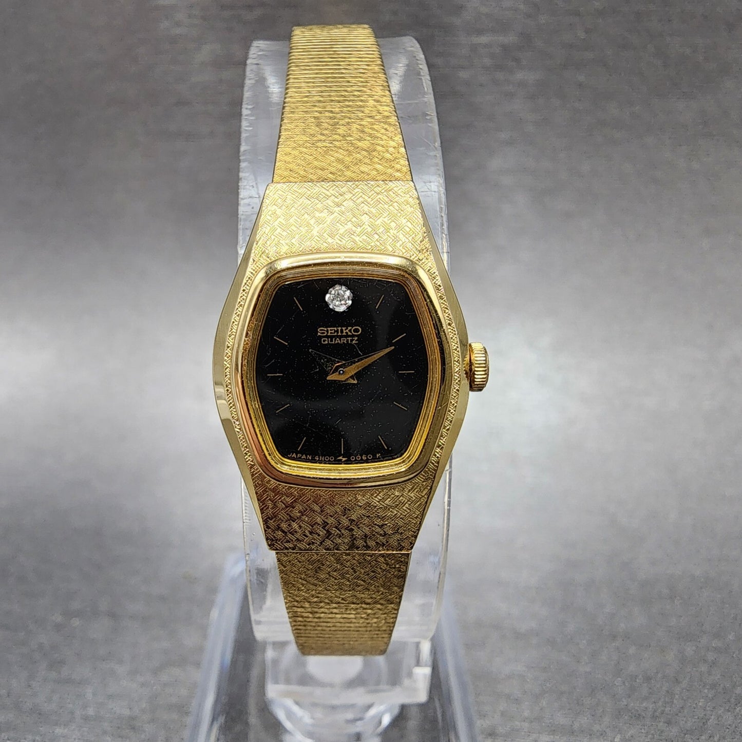 Seiko Watch Women 17mm Black Dial Gold Tone Hexagom 4N005059 New Battery2
