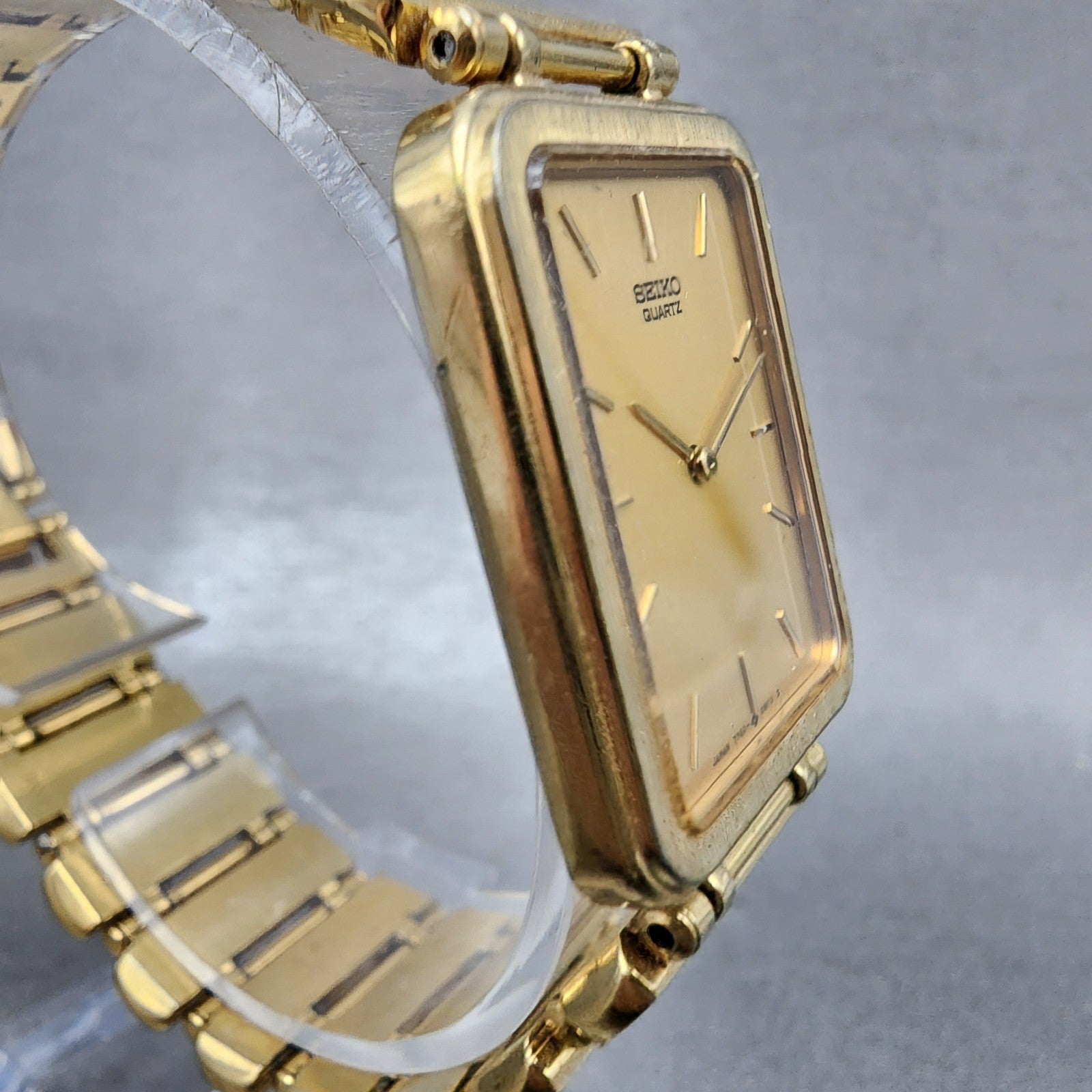 Seiko Tank Watch Men 23mm Champagne Dial Gold Tone Rectangle 73205889 New Batt3
