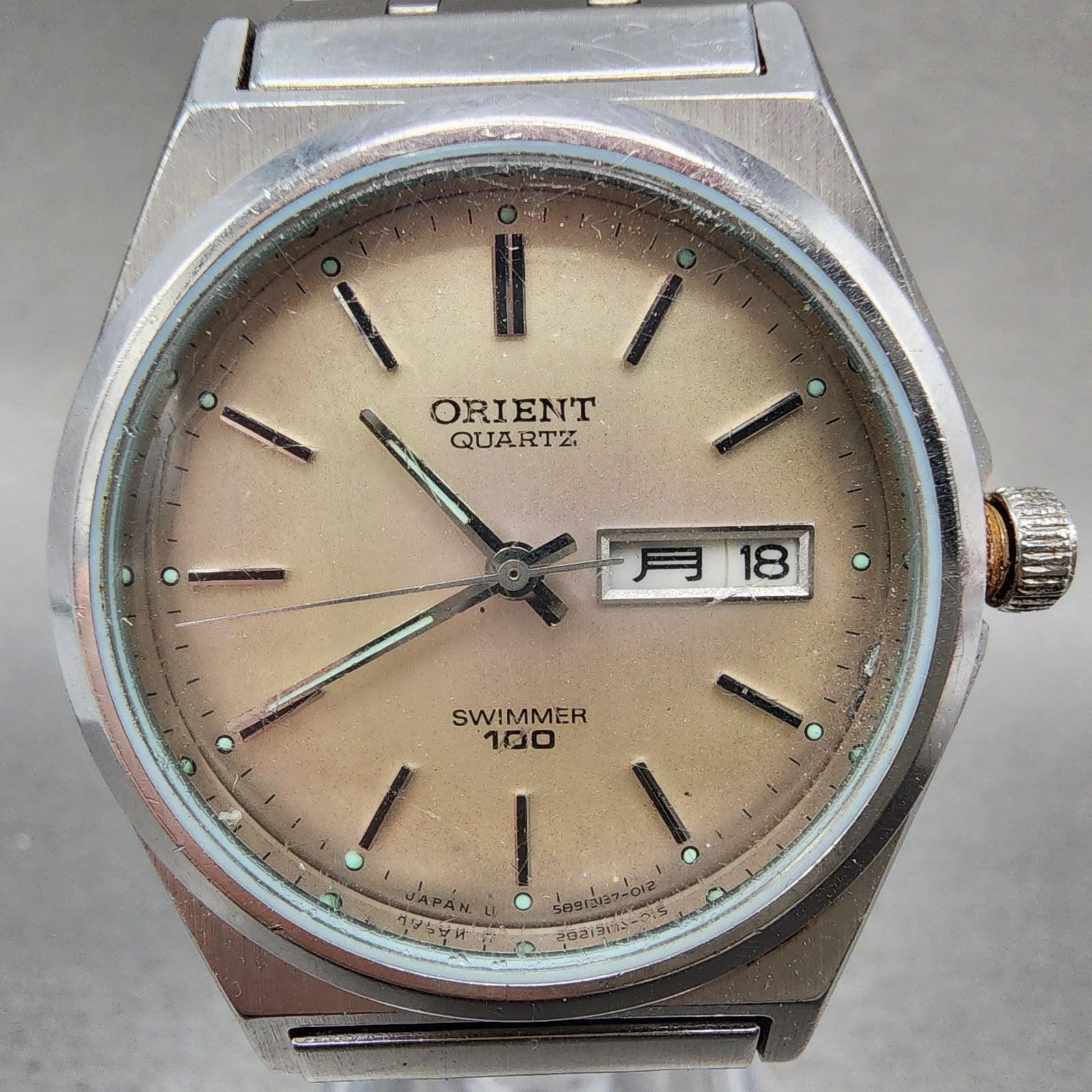 Orient Swimmer 100 Watch Men 36mm White Dial Silver Tone Daydate G58931370 PARTS2