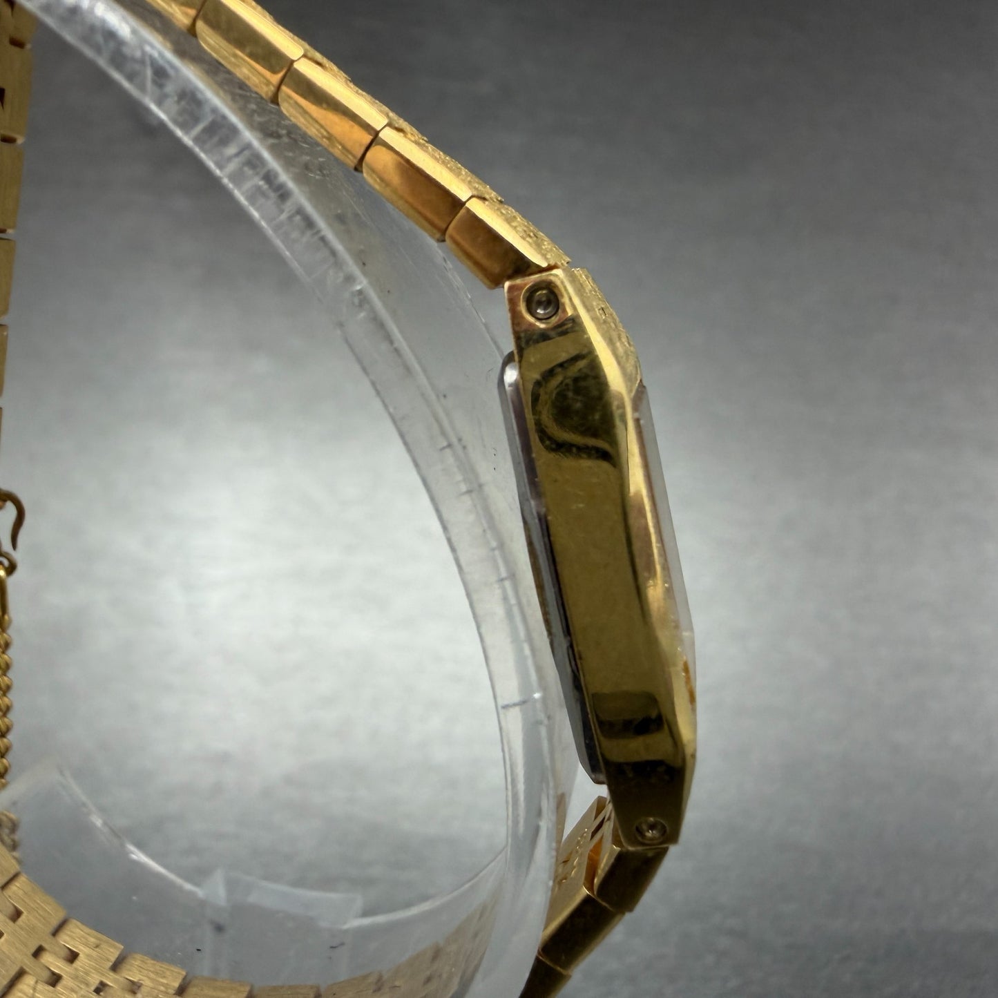 Seiko Tank Watch Women 12mm Champagne Dial Gold Tone 2E20-5559 New Battery3