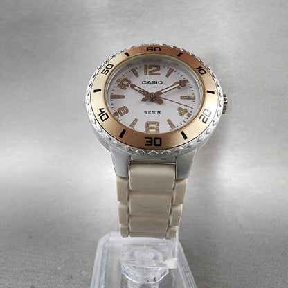 Casio Dive Watch Women 32mm White Dial Silver Tone Round LTP1331 New BatteryABC6