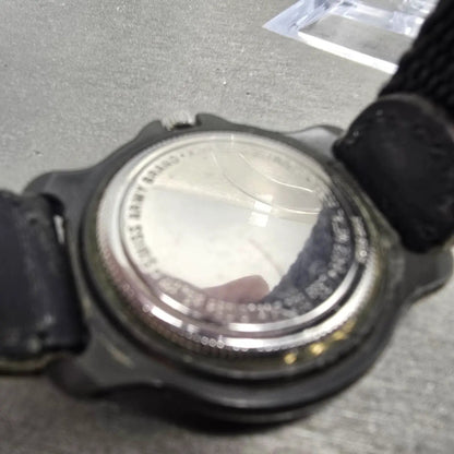 Victorinox Swiss Army Watch Men 38mm White Dial Black Tone Date Round PARTS VTG10