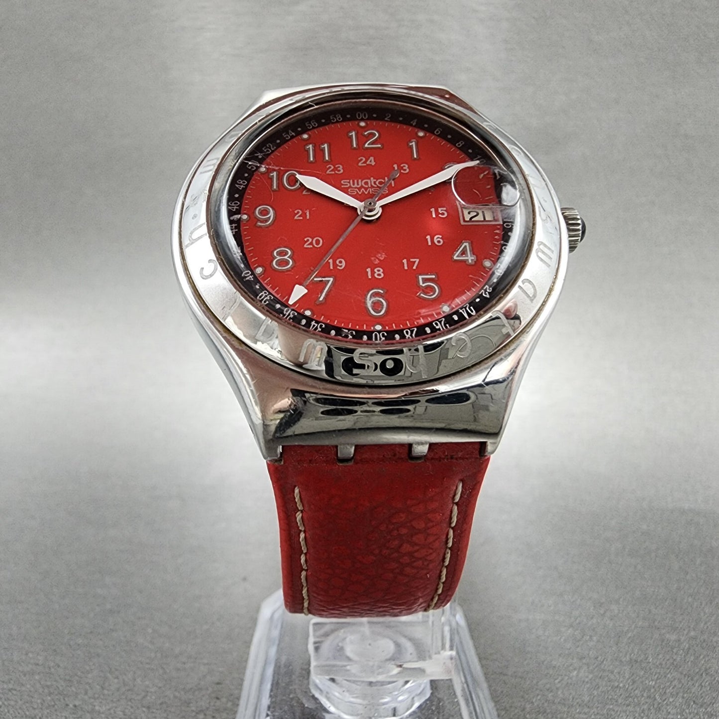Swatch Irony Happy Joe Red Watch Men 37mm Red Dial Steel Date Round New Battery5