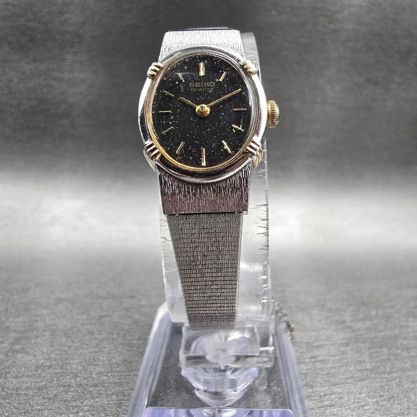 Seiko Watch Women 17mm Black Dial Two Tone Oval 5420-5159 New Battery Vintage5