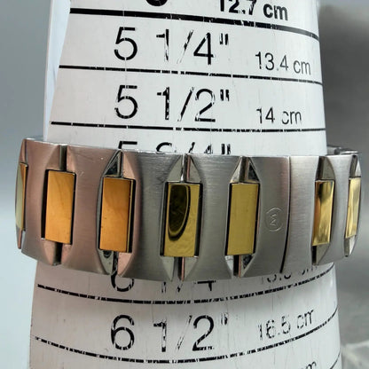 48228105