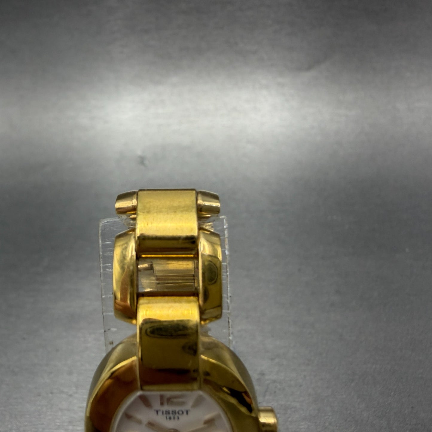 Tissot Watch Women 20mm White Dial Gold Tone Date Oval G332 New Battery5