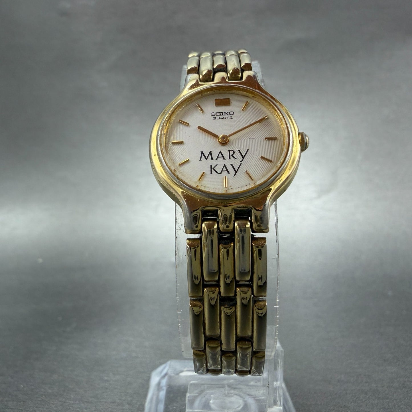 Seiko Watch Women 22mm White Dial Gold Tone Round 1n00-0a99 New Battery Vintage5