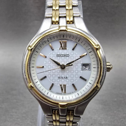 Seiko Solar Watch Women 28mm White Dial Two Tone Date Round V187-0AA0 Runs0