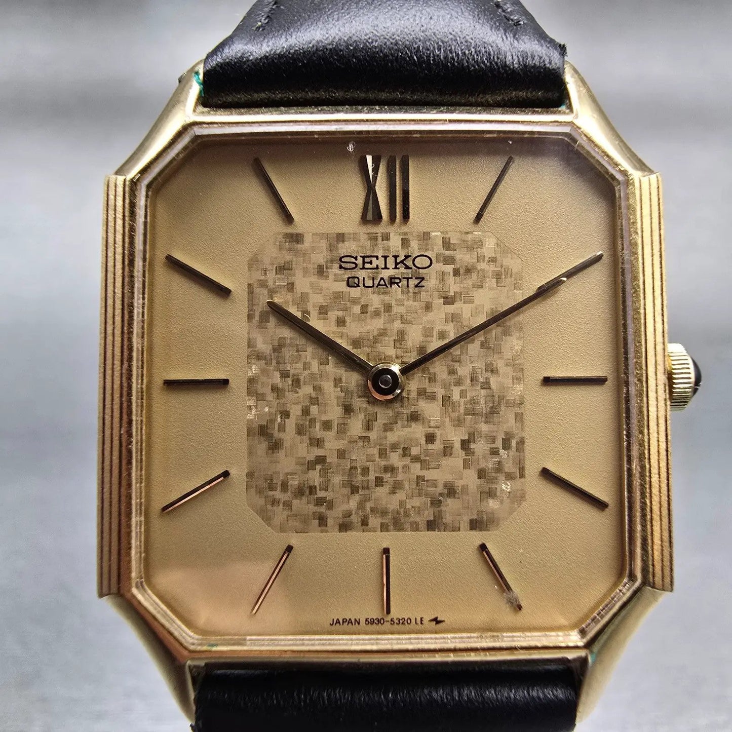 Seiko Watch Men 27mm Gold Dial Gold Tone Rectangle 5930-5199 New Battery Vintage1