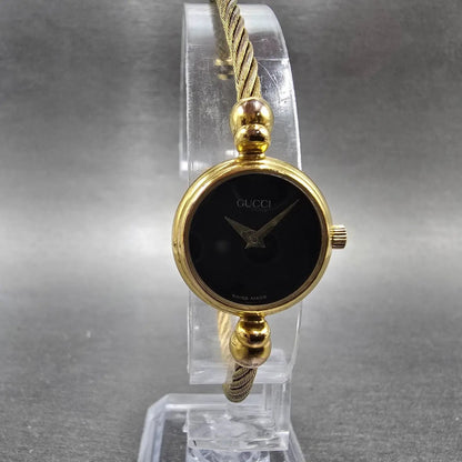 Gucci 2700.2.L Watch Women 20mm Black Dial Gold Tone Round New Battery Vintage5