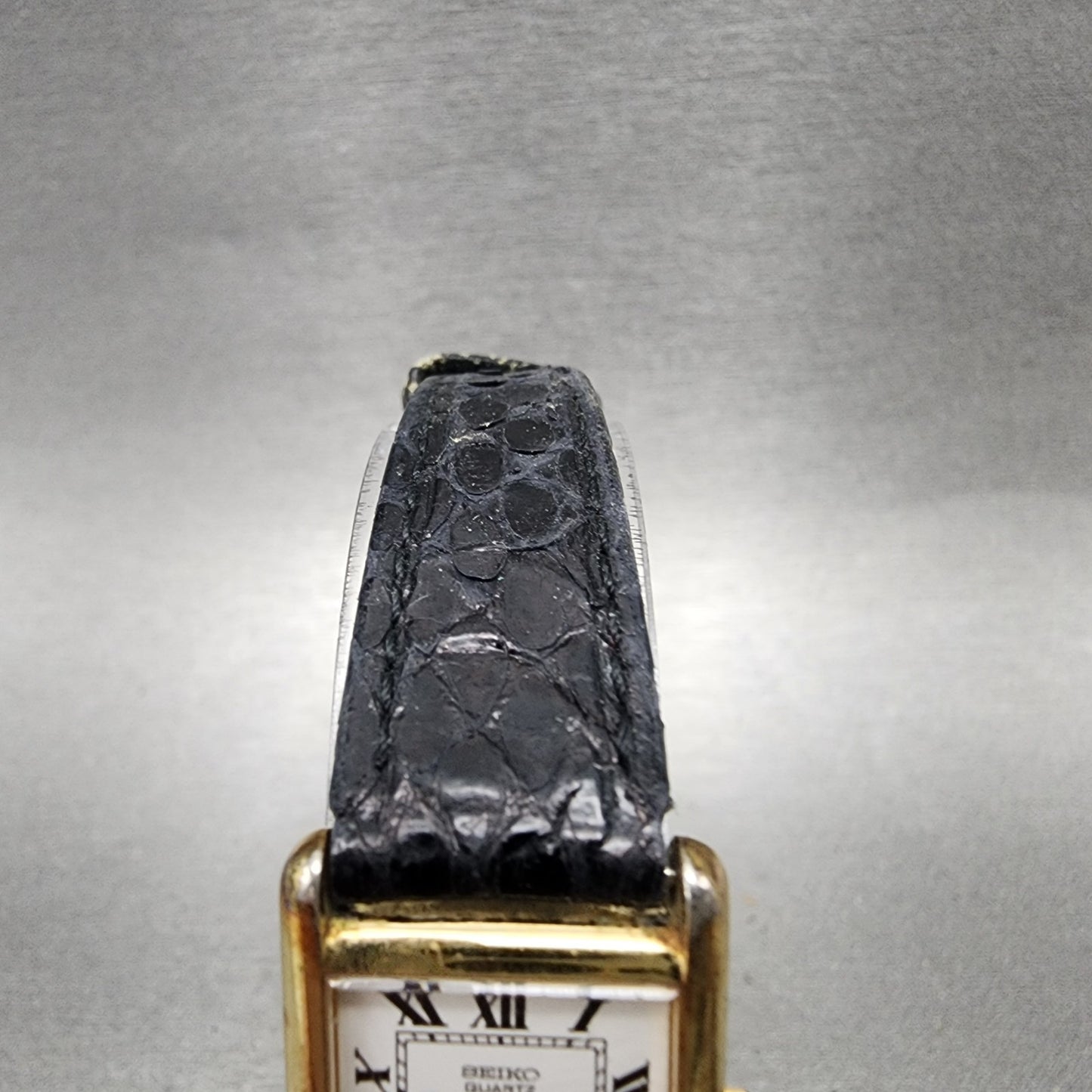 Seiko Tank Watch Women 18mm White Dial Gold Tone Rectangle 2c205019 New Battery4