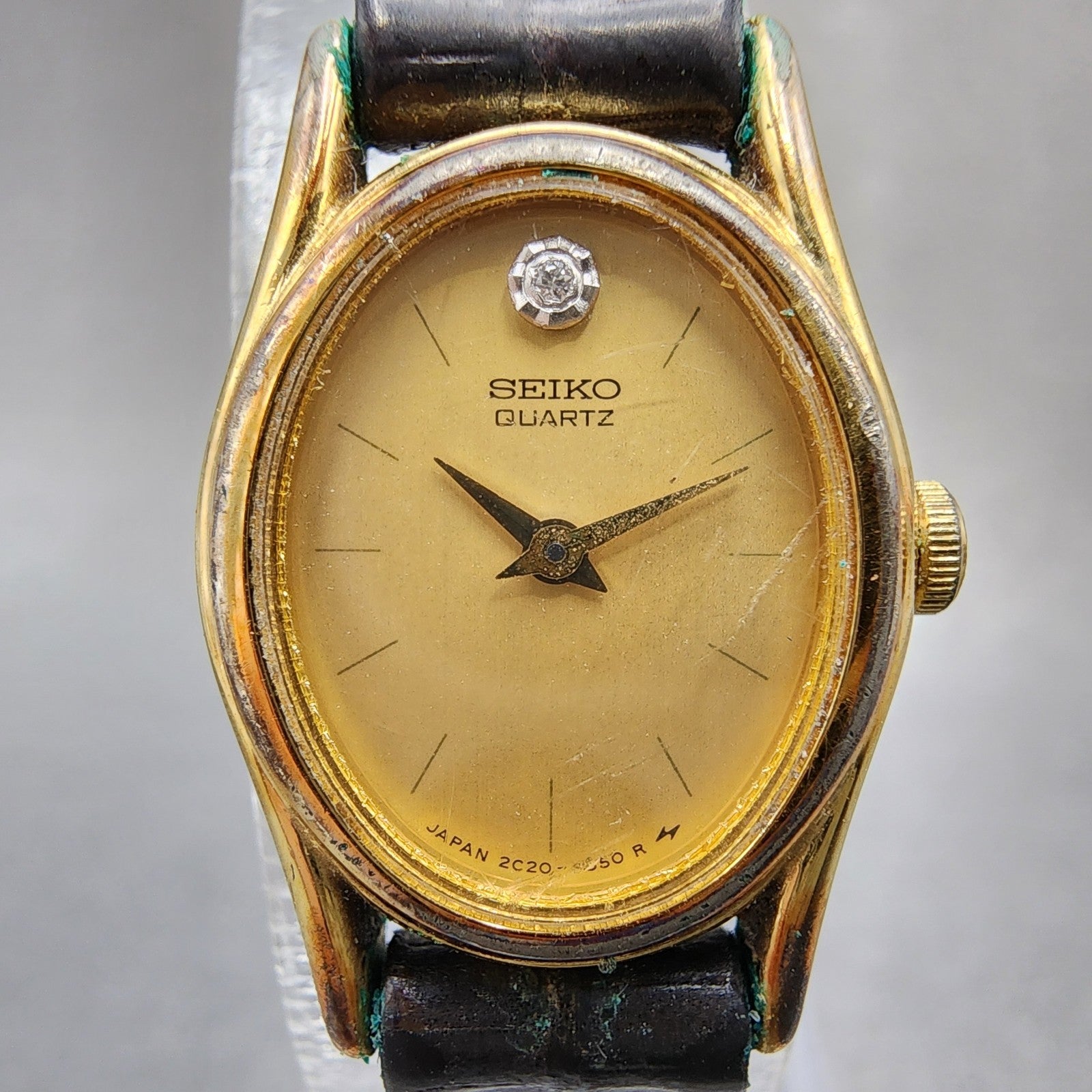 Seiko Watch Women 16mm Champagne Dial Gold Tone 2c206399 New Battery1