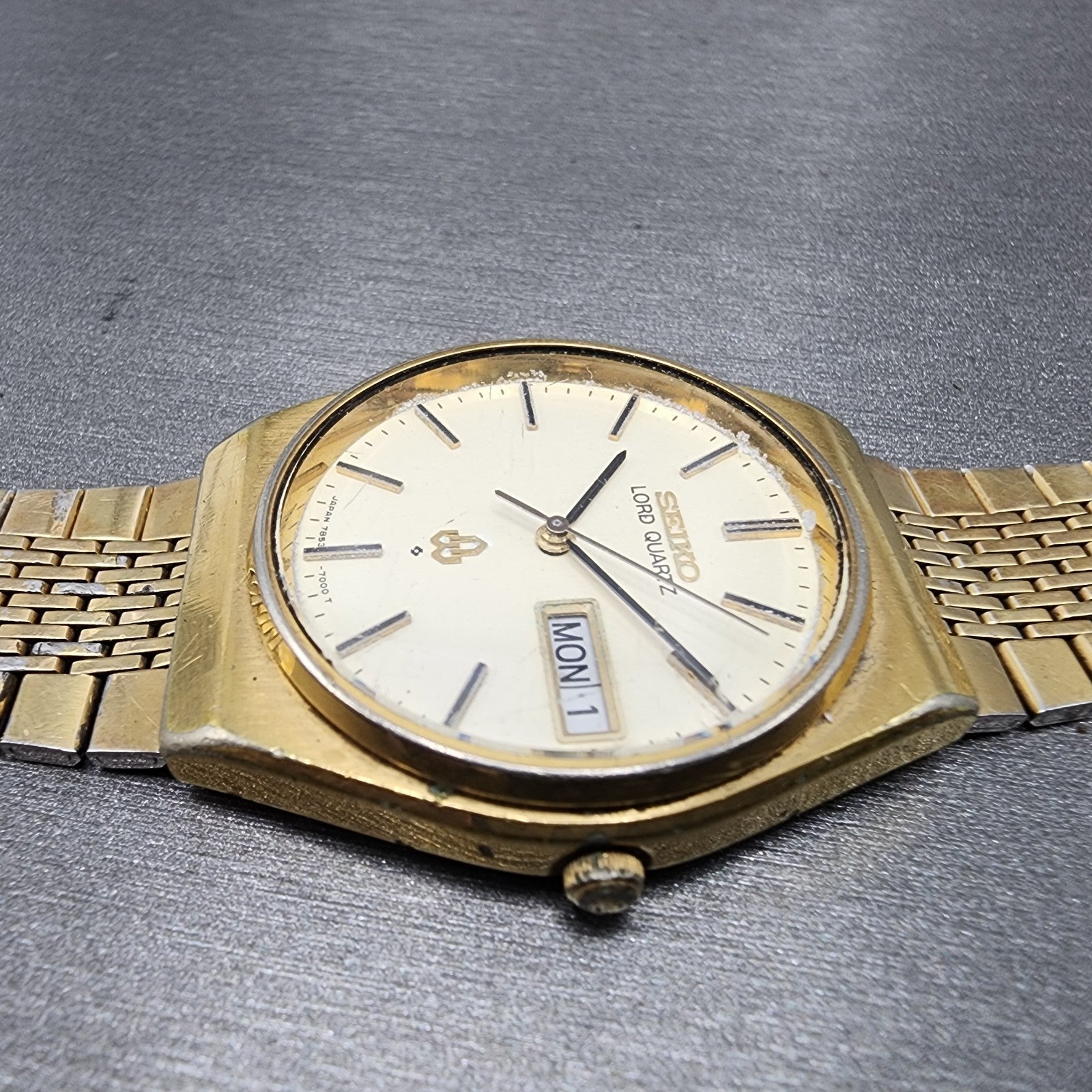 Seiko Lord quartz Watch Men 34mm Cream Dial Gold Tone Daydate 78537010 PARTS4