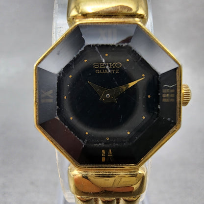 Seiko Watch Women 19mm Black Dial Gold Tone Hexagon 1n005e30 New Battery1
