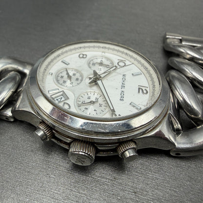 Michael Kors Runway Chronograph Watch Women 38mm Silver Dial Silver Tone NewBatt3