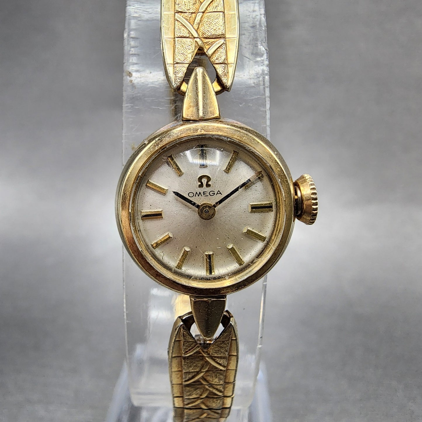 Omega Watch Women 17mm Silver Dial 14K Gold Filled Manual Wind Runs Caliber 4840