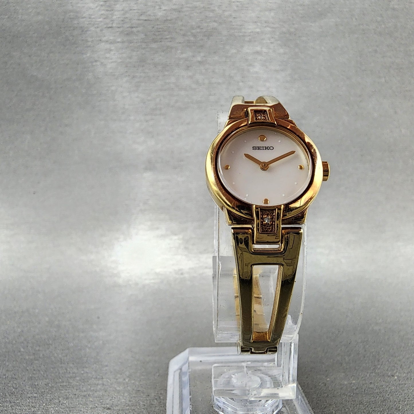 Seiko Watch Women 20mm MOP Dial Gold Tone Round 1n000gn0 Vintage New Battery5