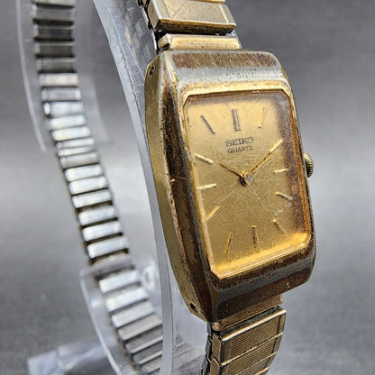 Seiko Watch Women 16mm Gold Dial Gold Tone Rectangle 2C205059 New Battery3