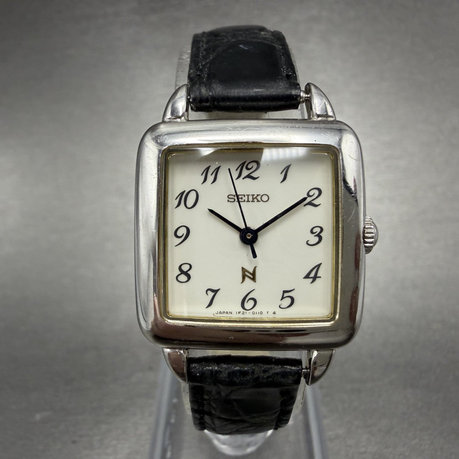 Seiko Noie Watch Women 23mm White Dial Silver Tone Square 1F21-5020 New Battery0