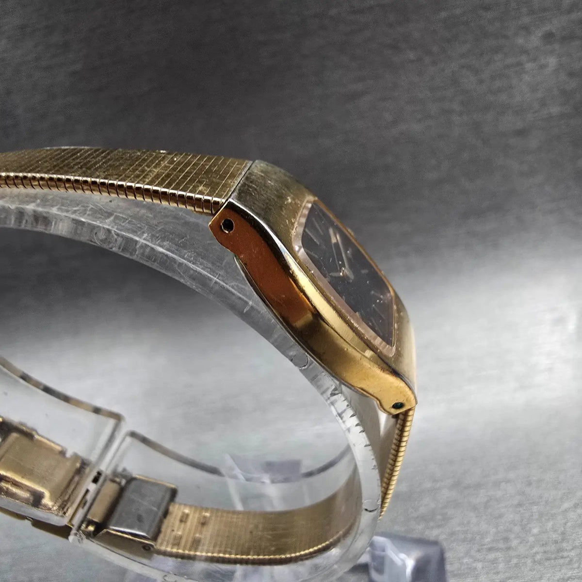 Seiko Watch Women 16mm Brown Dial Gold Tone Rectangle 2C20-5559 New Battery JP3