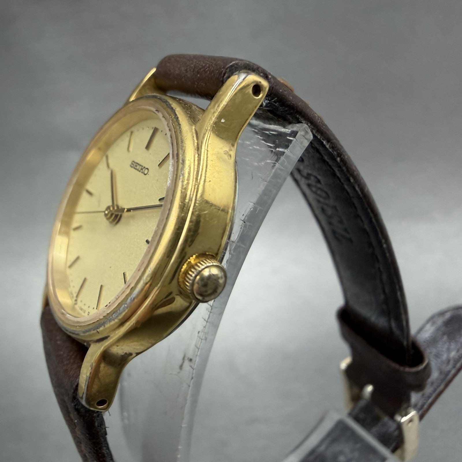 Seiko Watch Women 23mm Champagne Dial Gold Tone Round 2p21-0a9a New Battery2