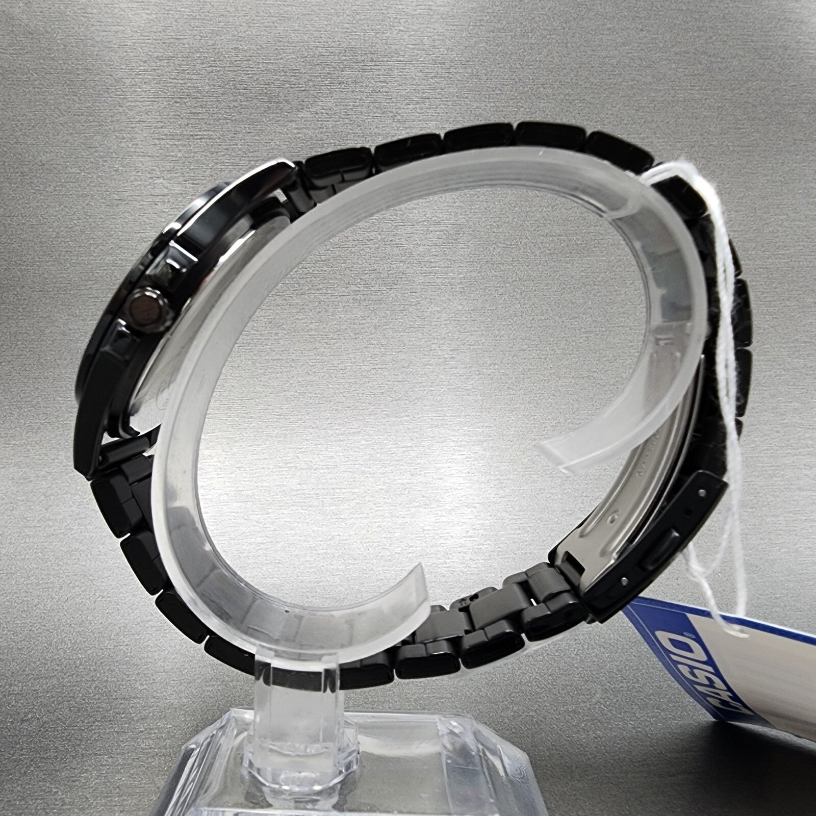 Casio MTPE350 Watch Men 39mm White Dial Black Steel Daydate Metal Bracelet6