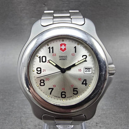 Victorinox Swiss Army Officer Watch Men 41mm Silver Dial Silver Date New Battery0