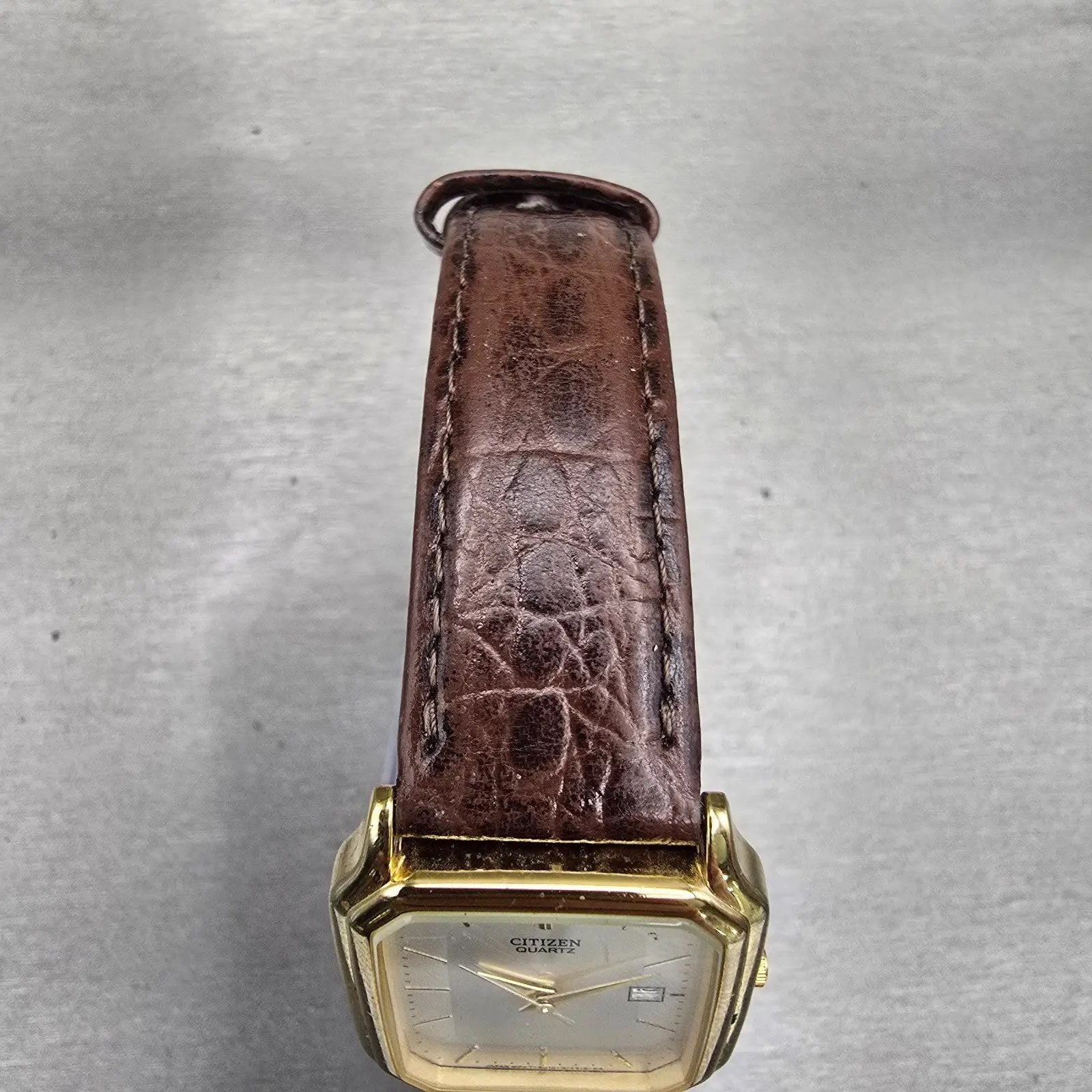 Citizen Watch Men 28mm Silver Dial Gold Tone Date Rectangle 8010-S36998 New Batt4