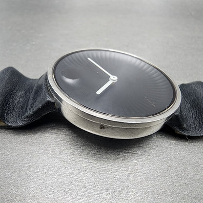 Movado Edge Watch Men 40mm Black Dial Silver Tone Round MO.02.1.14.6186 READ!!!5