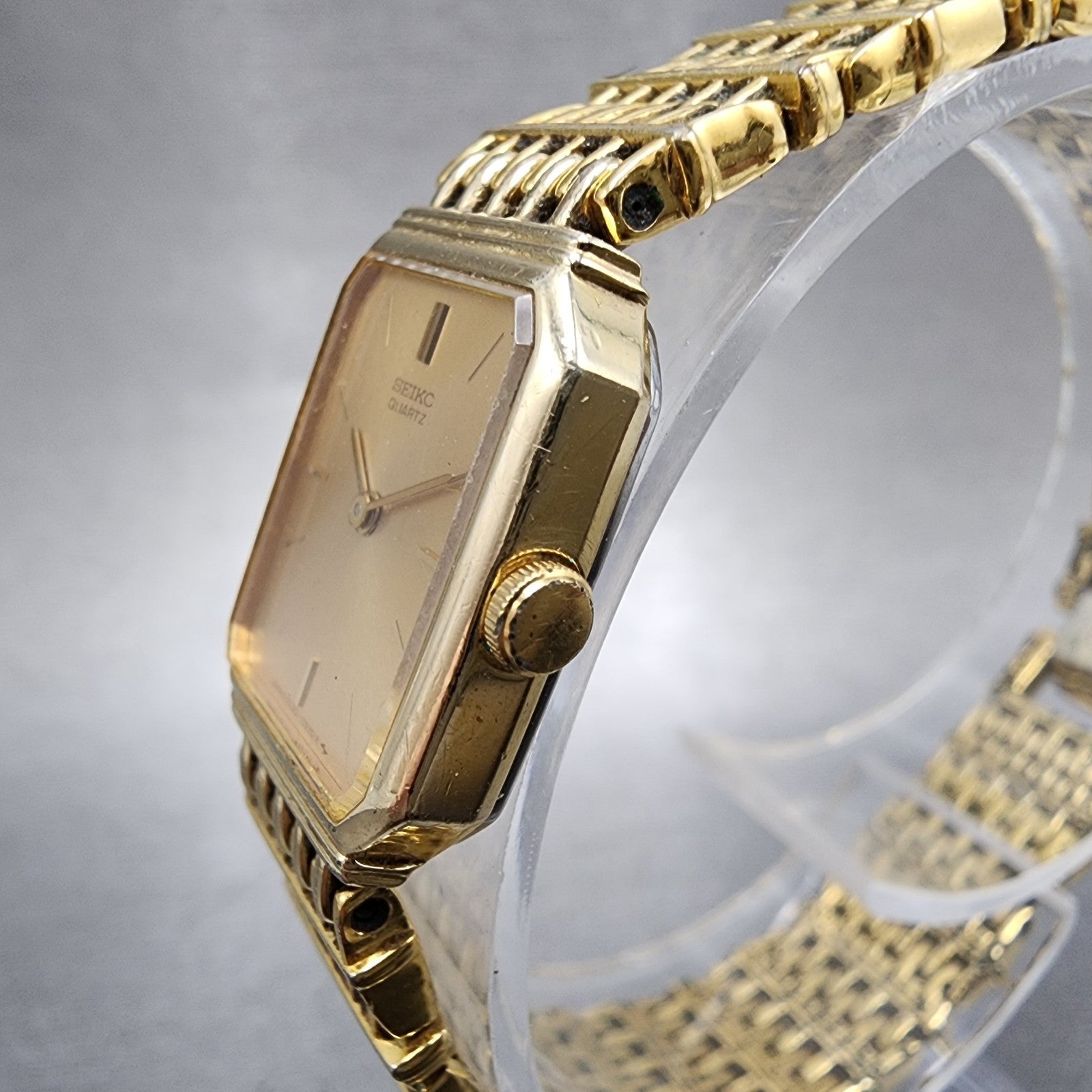 Seiko Tank Watch Women 16mm Champagne Dial Gold Tone 2c205449 New Battery2