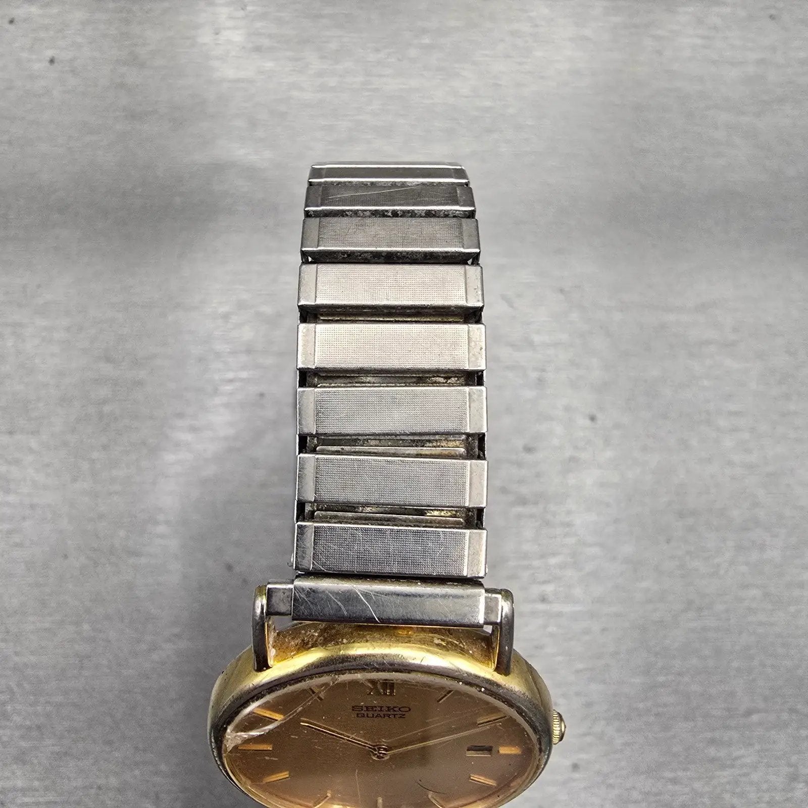 Seiko Watch Men 32mm Gold Dial Gold Tone Date Round 5Y39-7010 New Battery VTG4