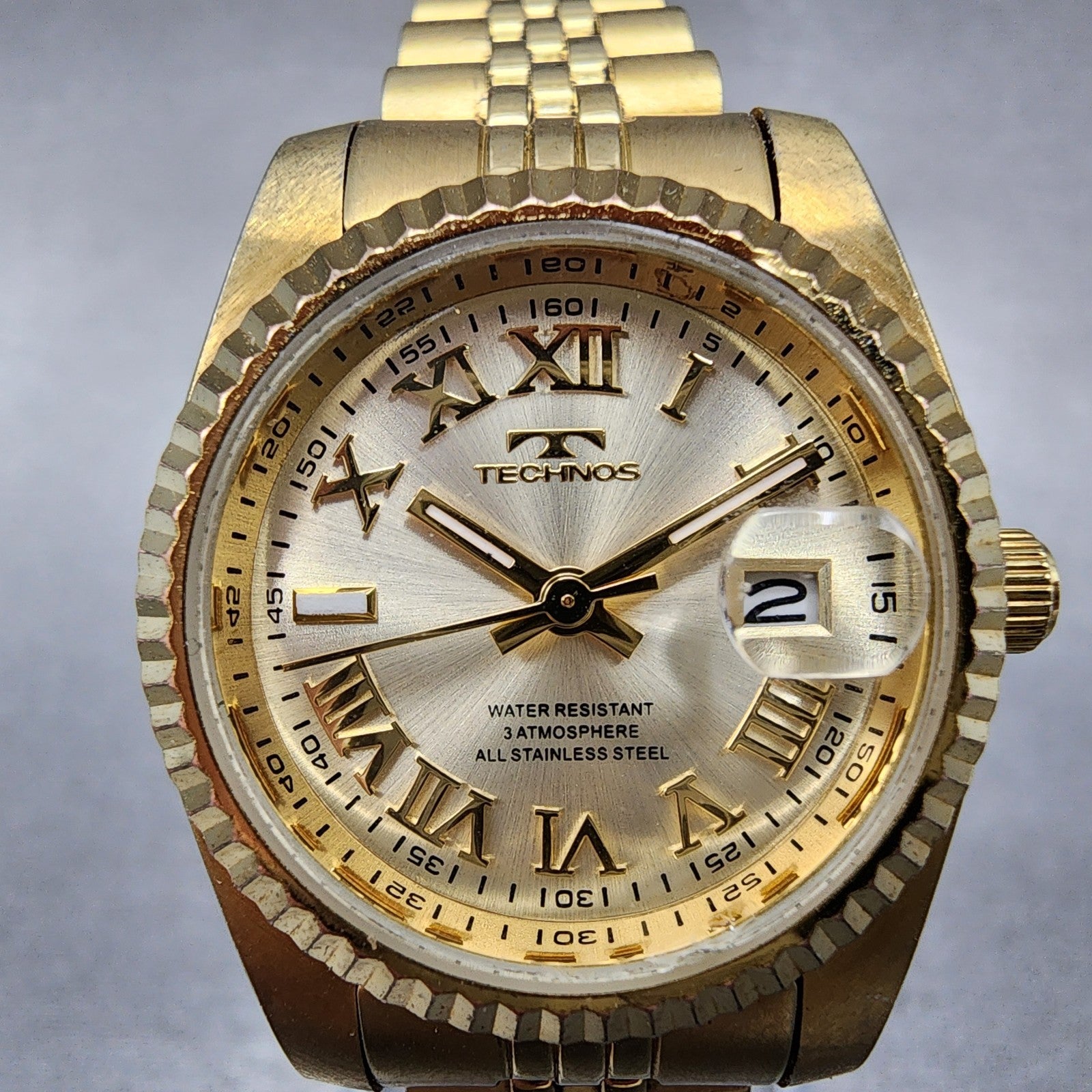 Technos Datejust Watch Women 27mm Champange Dial Gold Tone Date Round New Batt1
