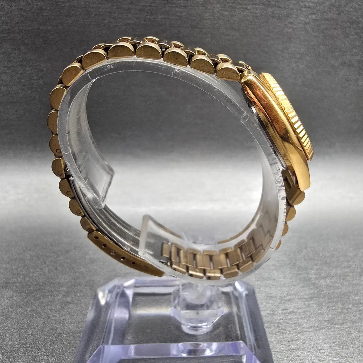 Seiko President Watch Women 24mm Gold Dial Gold Daydate 7N83-0041 New Battery8